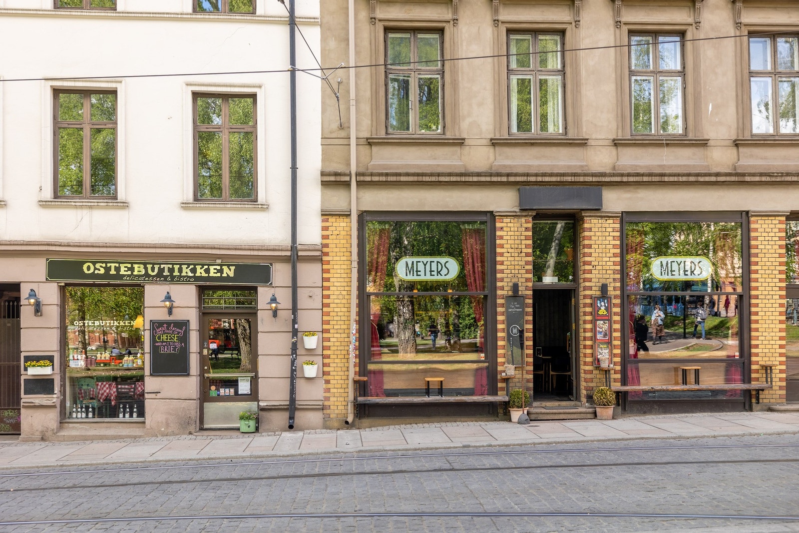 Pulserende Grünerløkka har endeløse muligheter og servicetilbud. Galleribilde