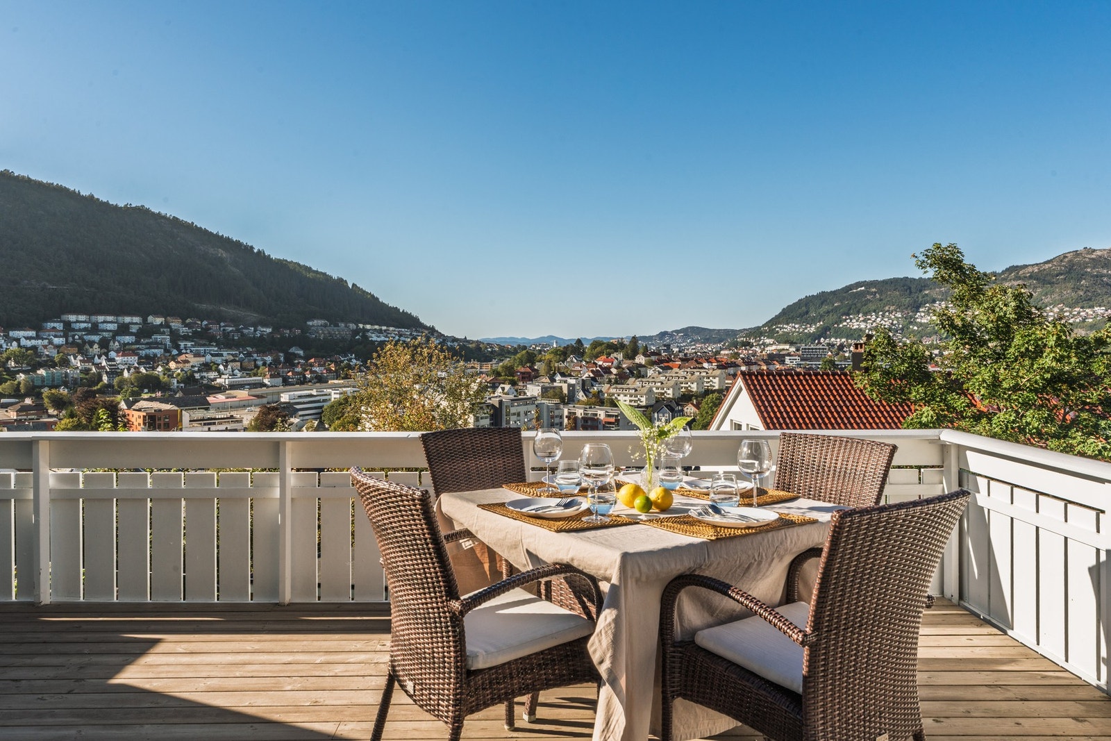 EIE eiendomsmegling har gleden av å presentere Fageråsveien 19E v/ Simon Aasen! Galleribilde