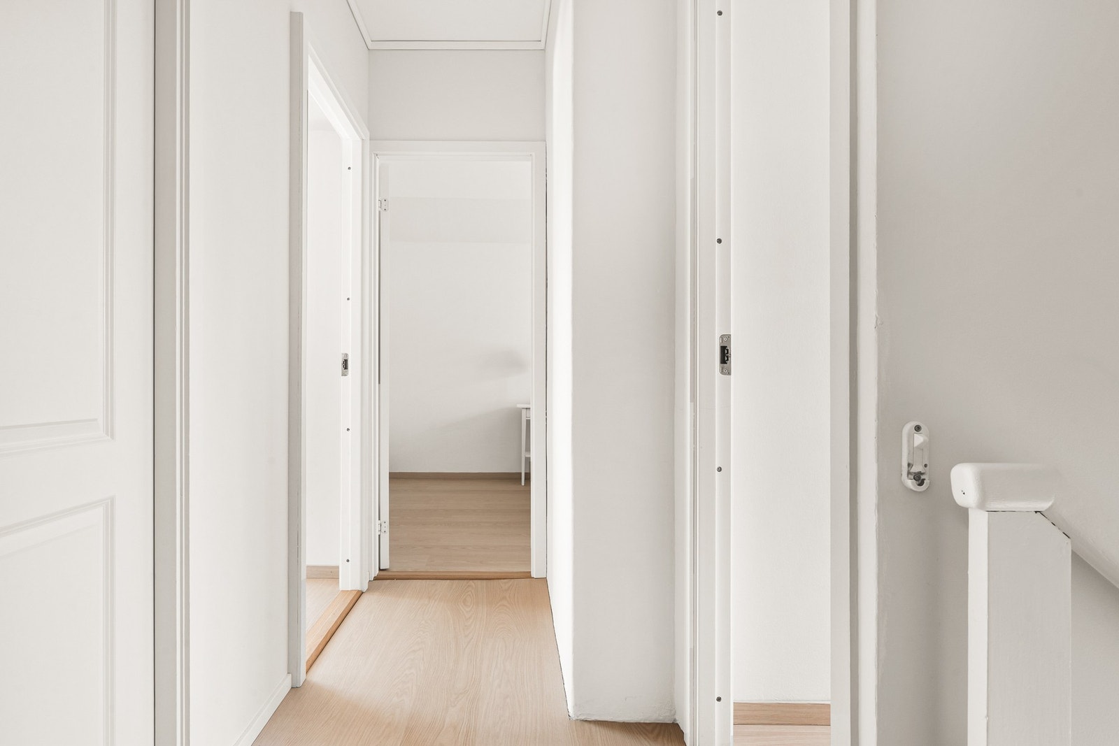 Andre etasjen består av 3 soverom og et bad. Galleribilde