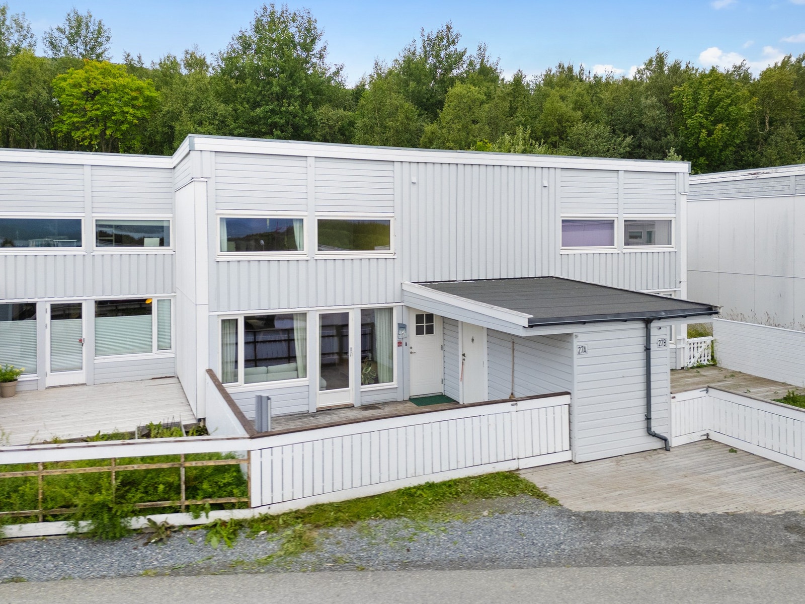 Meget innbydende rekkehus i et barnevennlig borettslag Galleribilde