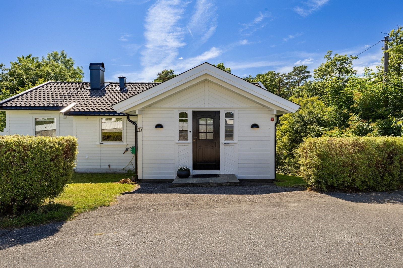 Inngangsparti. Galleribilde