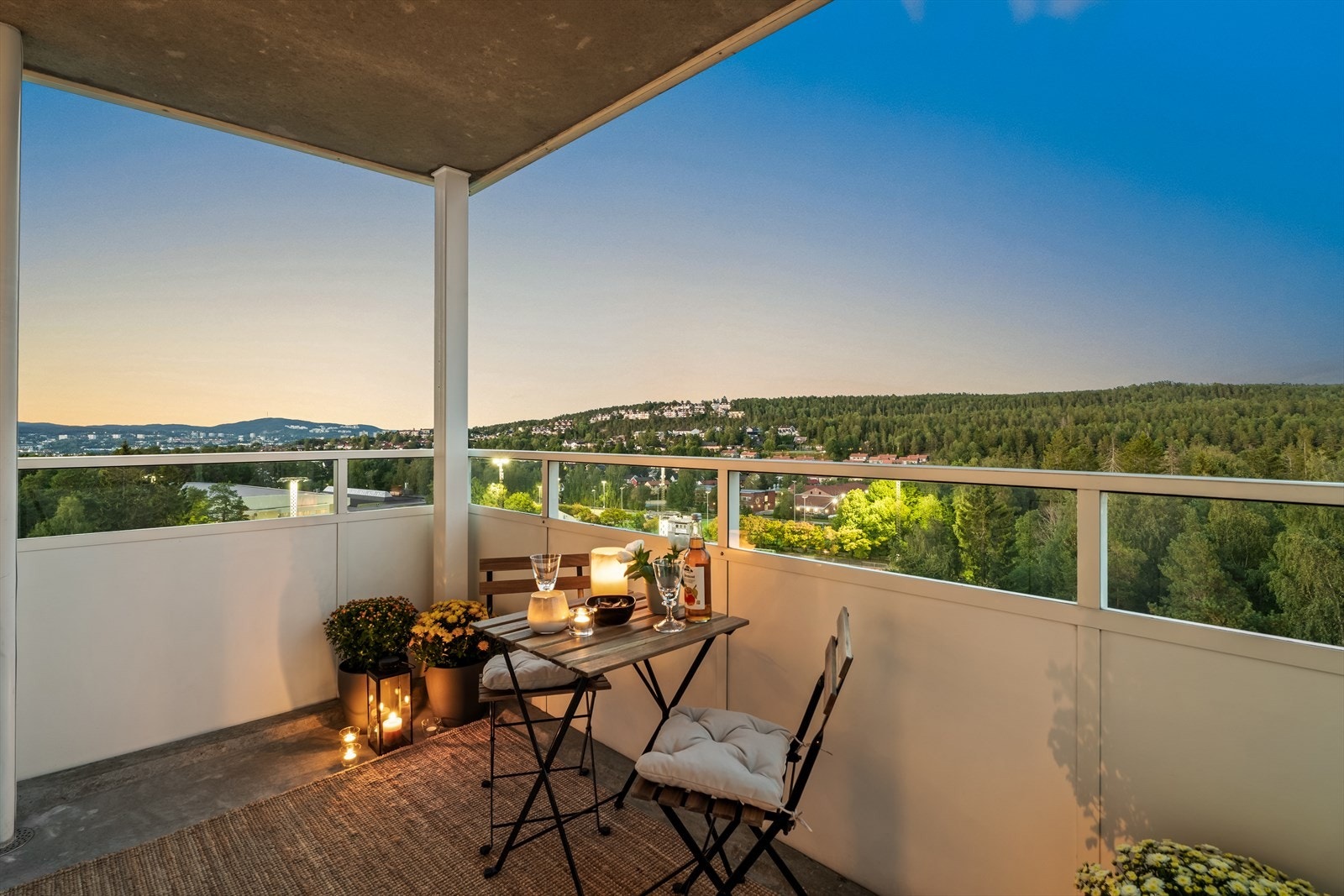 Balkong med flott utsikt. Galleribilde