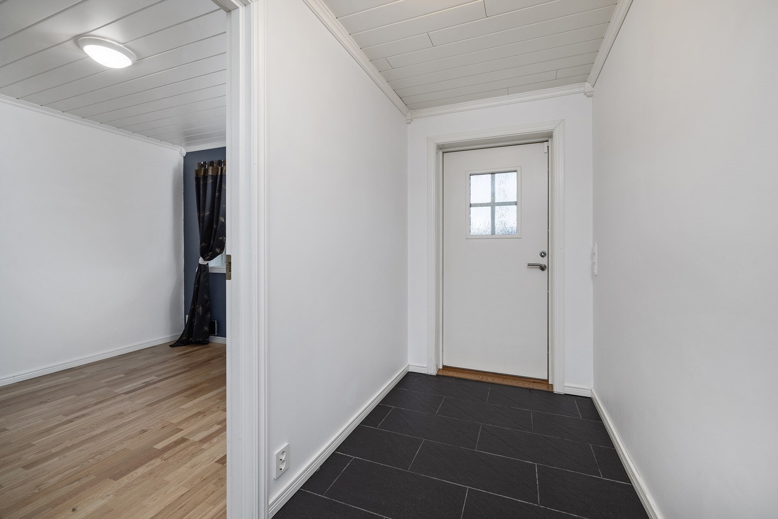 Man har også en egen inngang i denne etasjen. Galleribilde