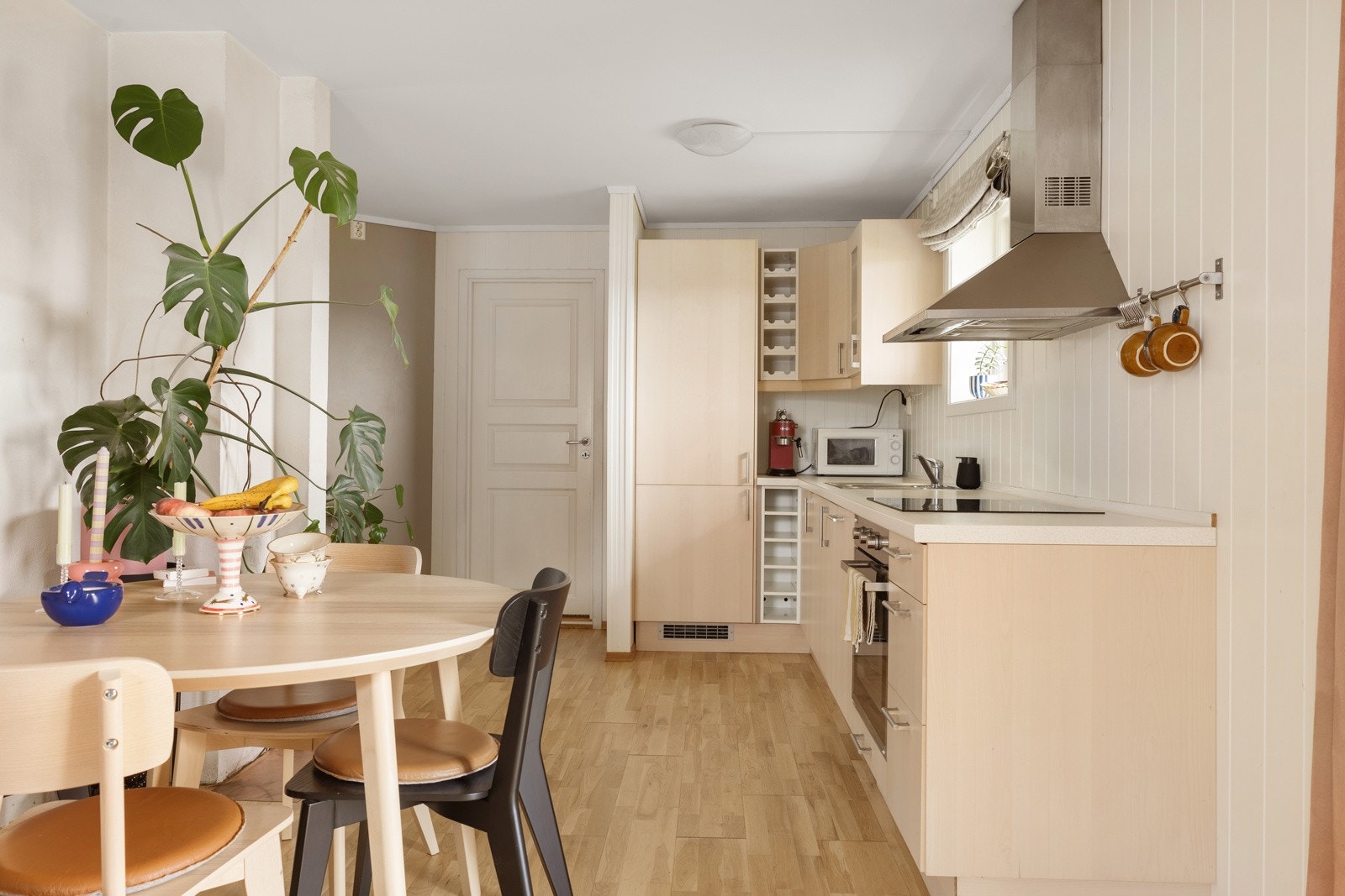 Videre kommer vi til den åpne stue/kjøkken løsningen. Galleribilde