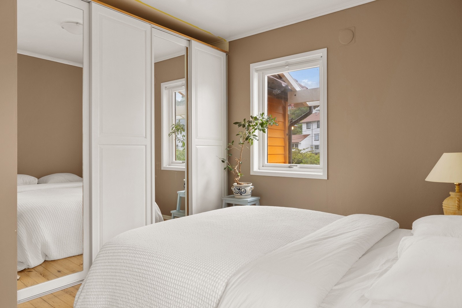 Hovedsoverommet måler 11,6kvm og gir godt med innredningsmuligheter. Galleribilde