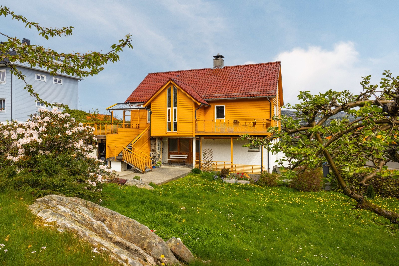 Hagen gir trygge rammer for lek og aktiviteter både for små og store. Galleribilde