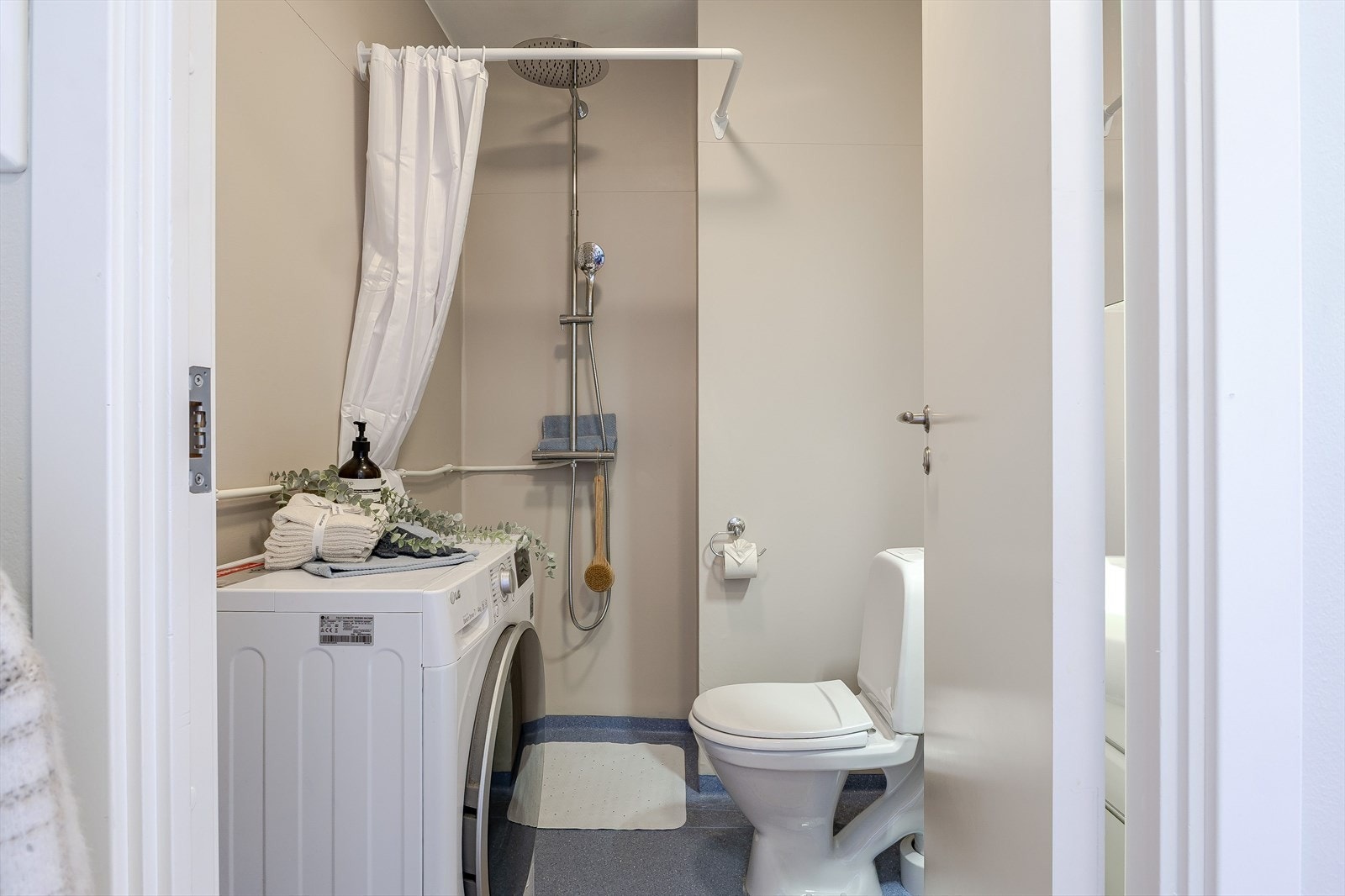 Dusjhjørne Galleribilde