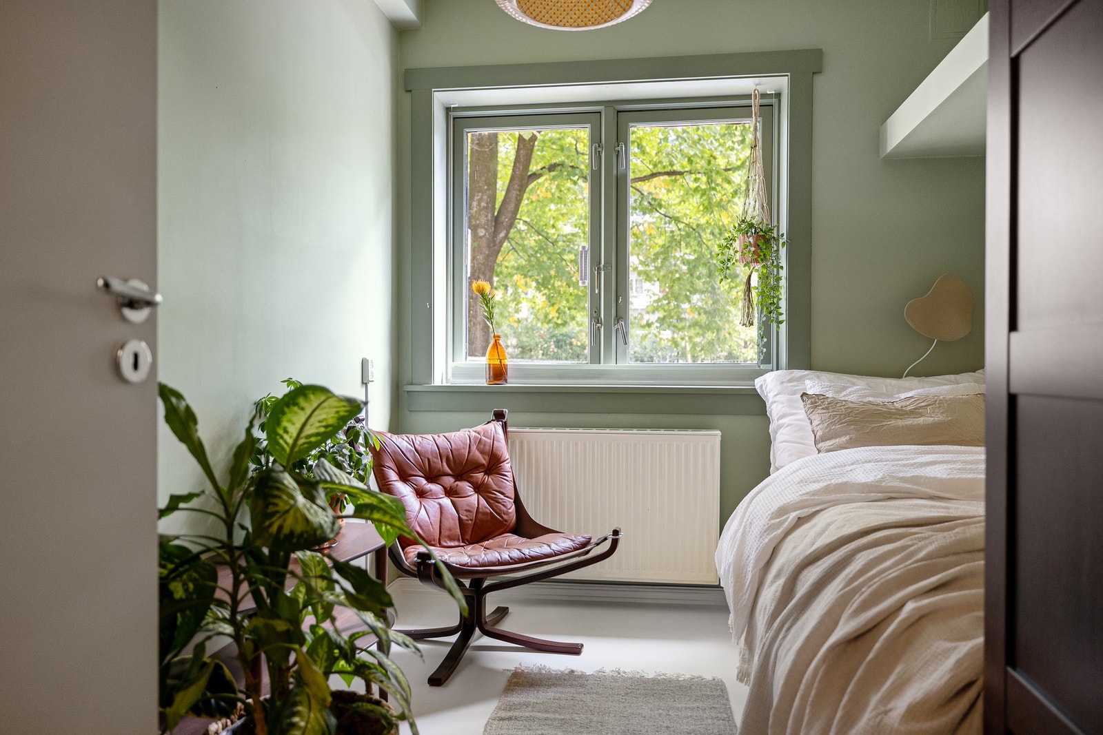 Soverom nummer to har plass til både en enkeltseng eller dobbeltseng Galleribilde