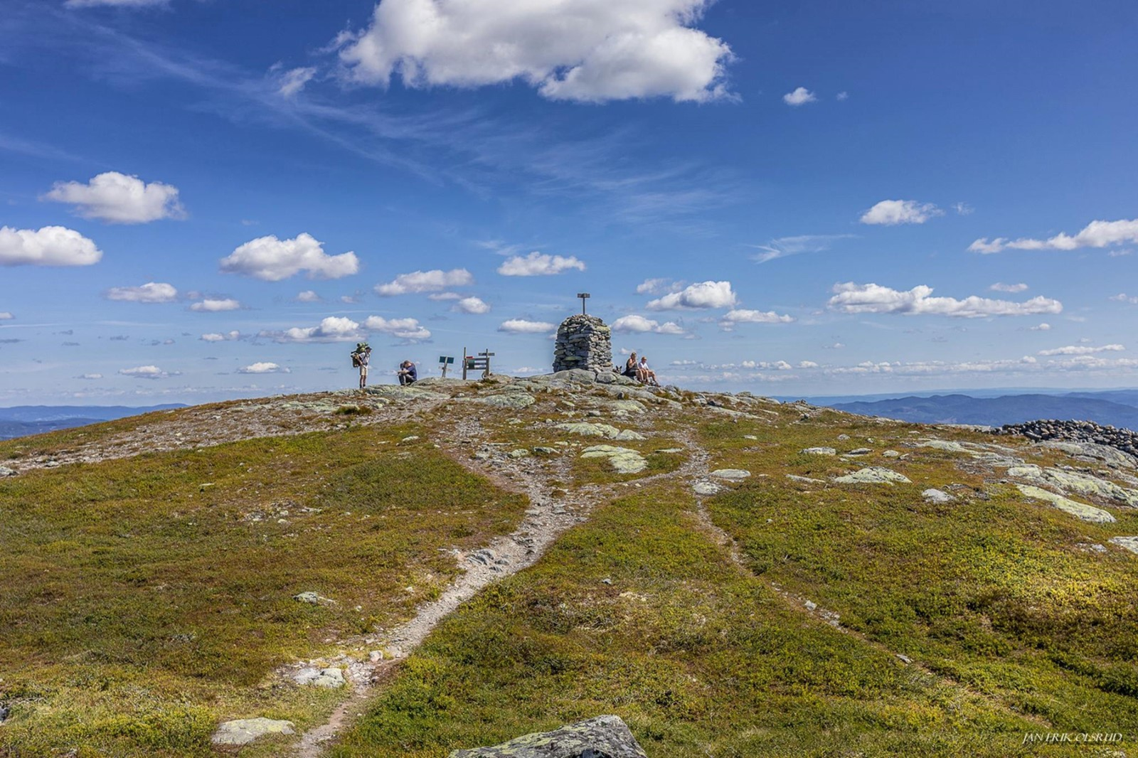 Bjørgovarden - 1138moh, er et yndet turmål Galleribilde