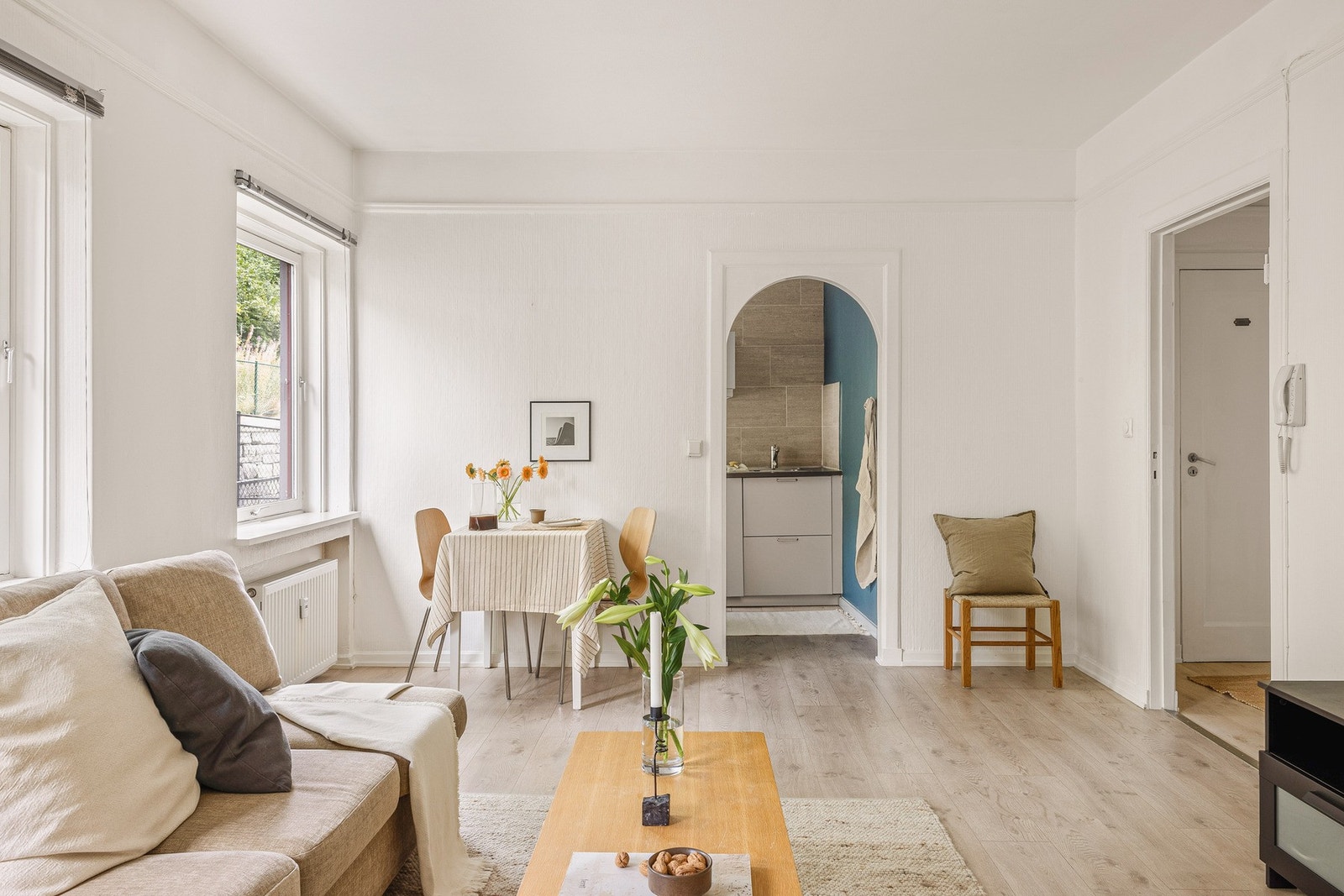 Radiator bidrar til jevn og behagelig oppvarming. Galleribilde