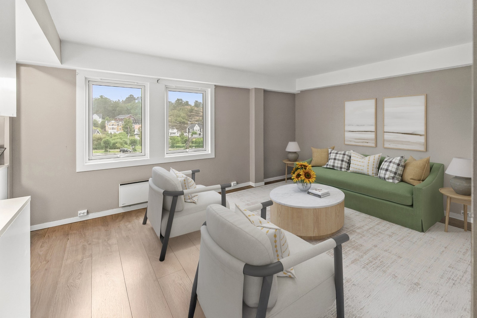 En lys, lekker og stilfull leilighet i byggets 5.etasje Galleribilde