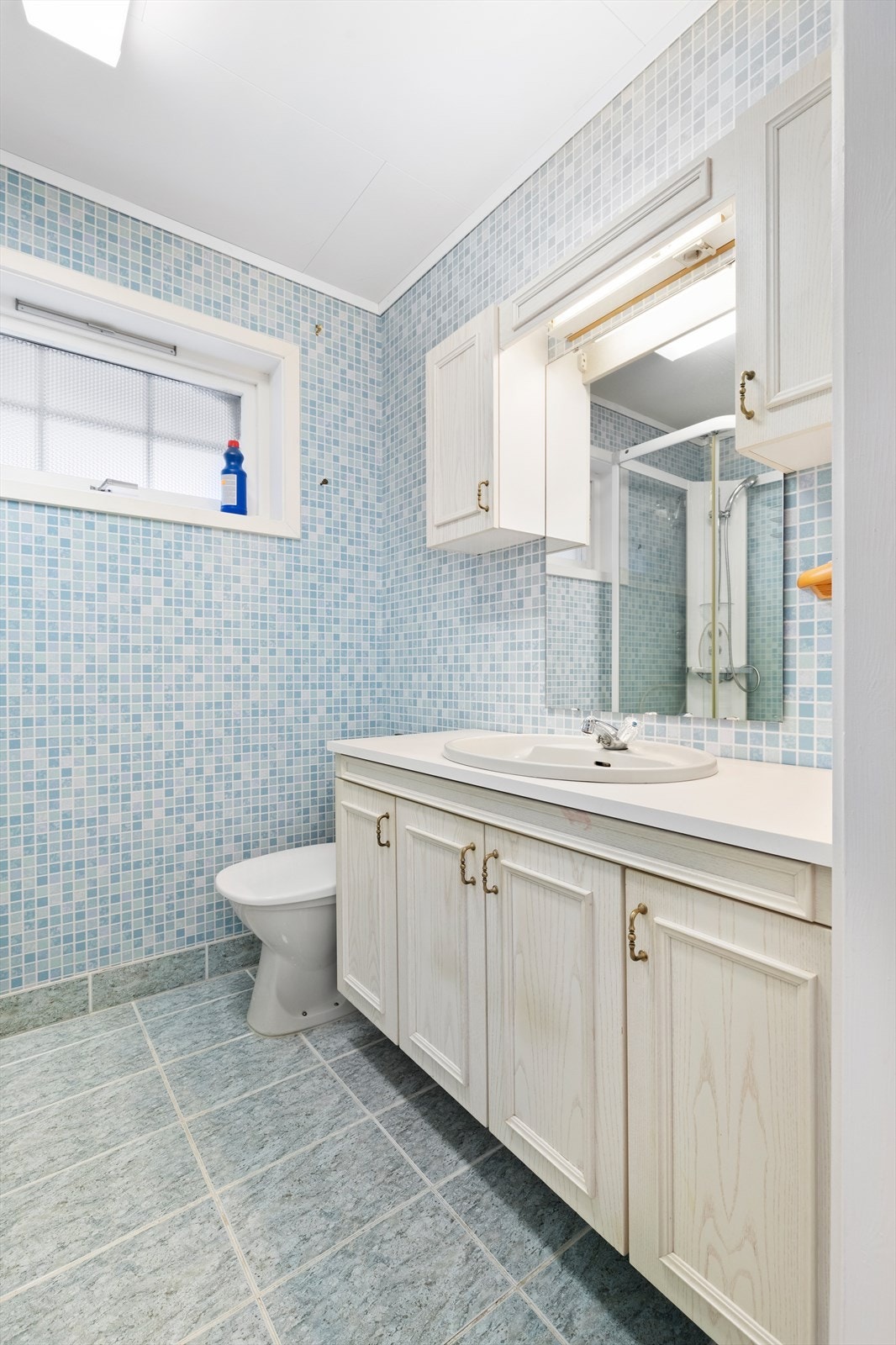 Bad i hovedetasje Galleribilde