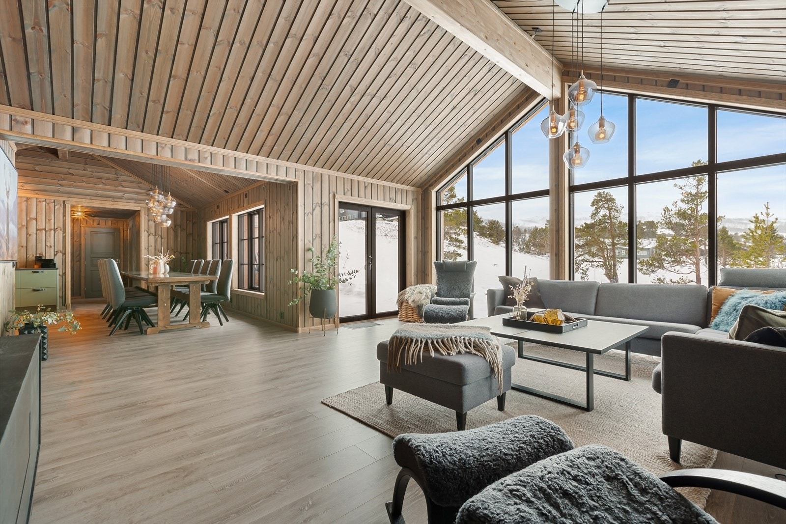 Eksklusiv hytte oppført i 2023 med høy standard! Premium hytte med rikelig plass til hele storfamilien! Galleribilde