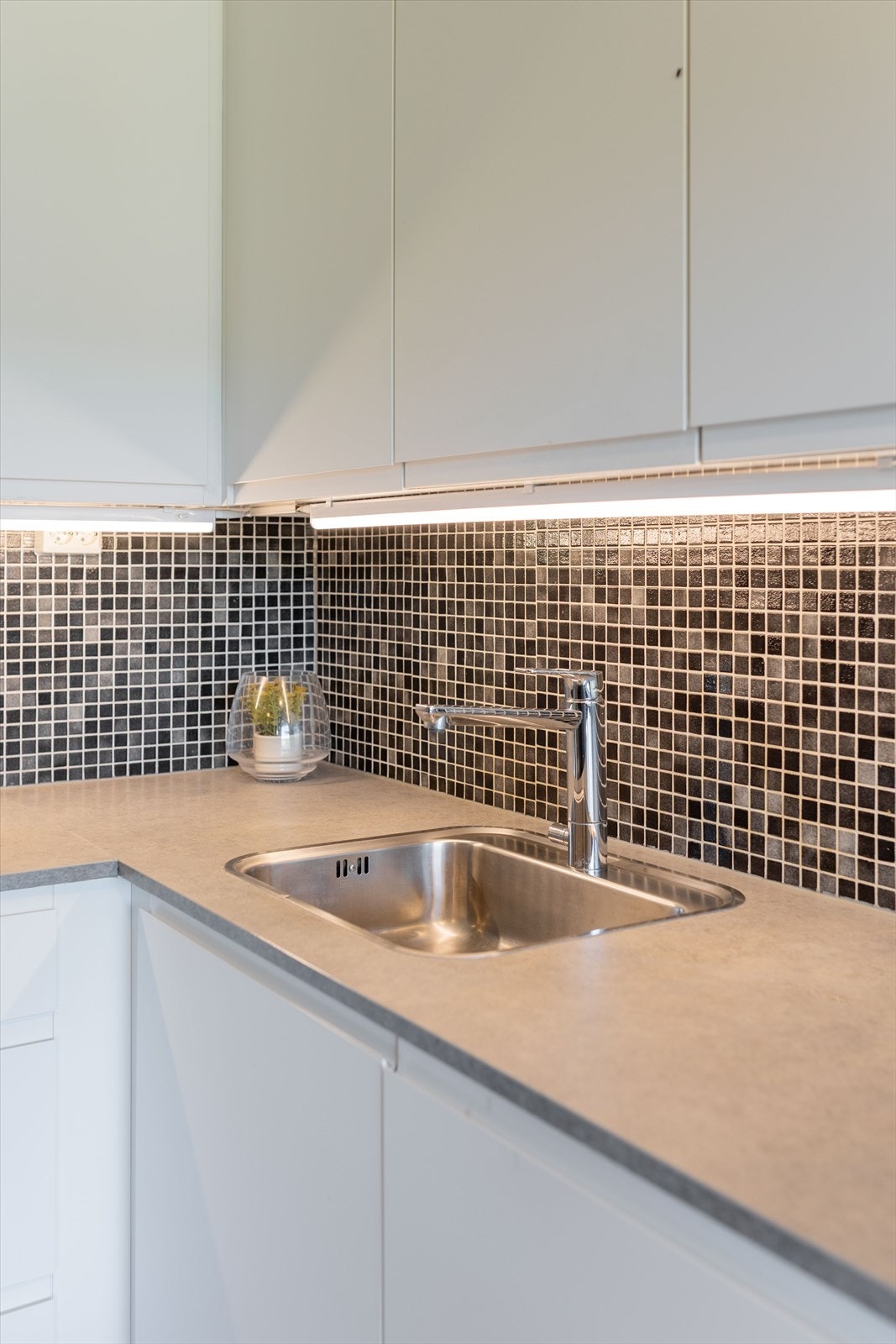 oppvaskkum i kompositt. Galleribilde