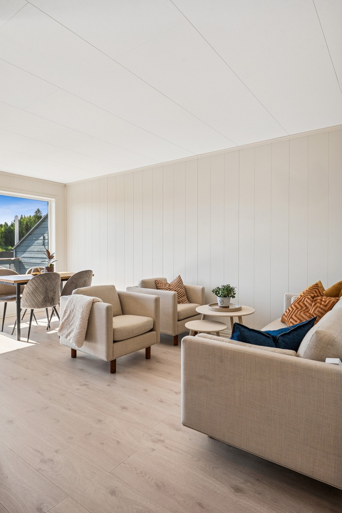 Et flott rom som byr på sosiale sammenkomster eller avslapning. Galleribilde