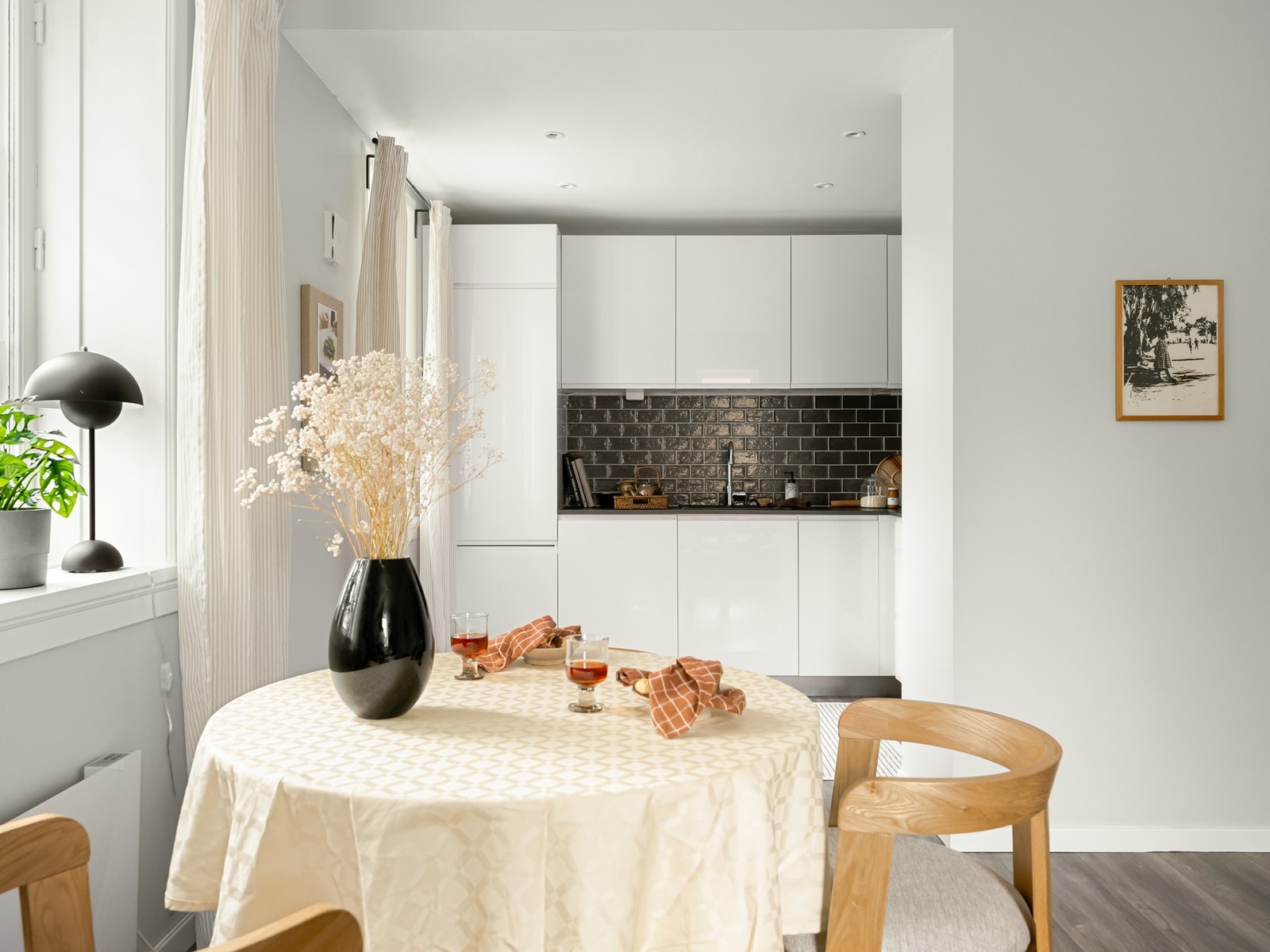 Den åpne løsningen gir en naturlig inndeling av sonene. Galleribilde