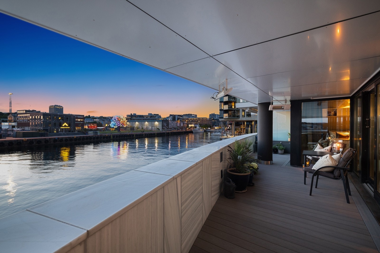 Trond Nordahl Amundsen v/Privatmegleren Park har gleden av å presentere Dyna brygge 5. Galleribilde
