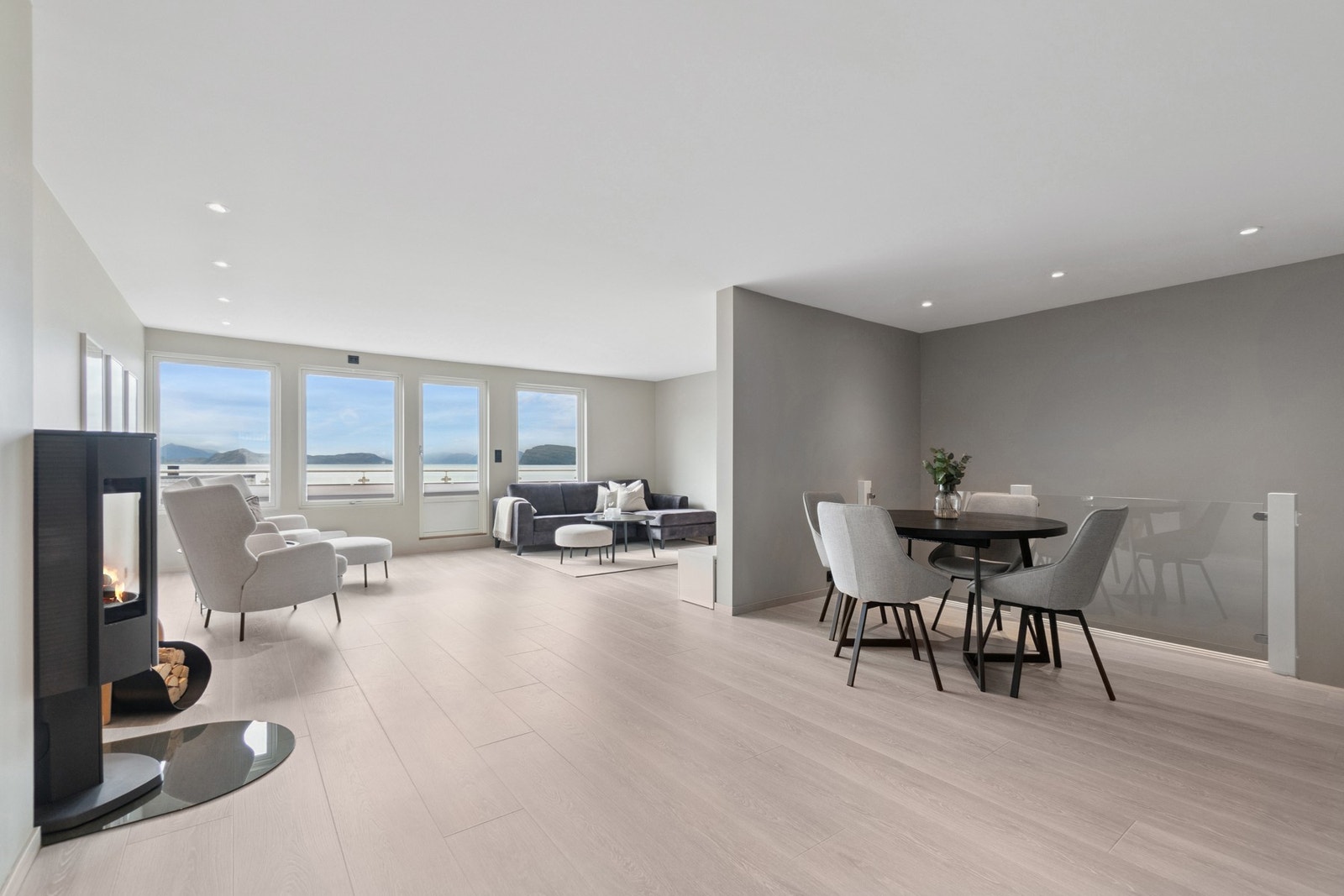 Kristine Knudsen v/ PrivatMegleren har gleden av å presentere Mian 10F! Galleribilde