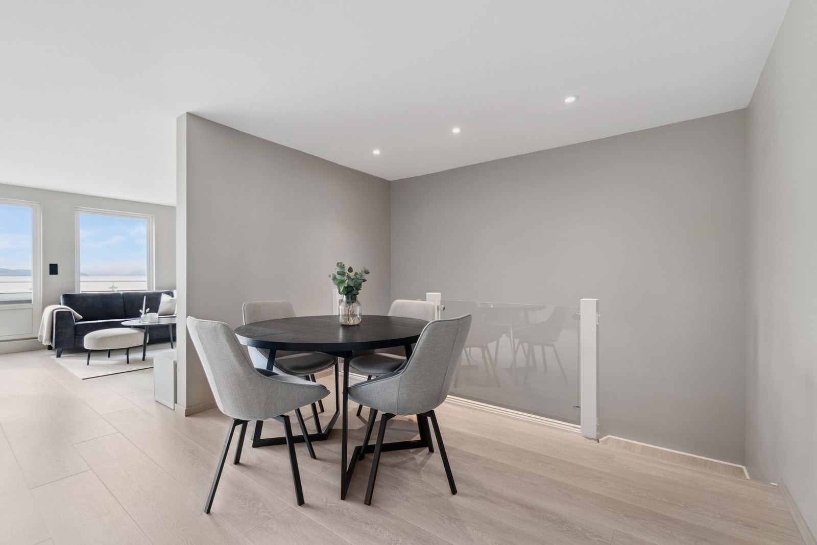 Her får du en lys og innbydende andelsleilighet på Fuglenes. Galleribilde