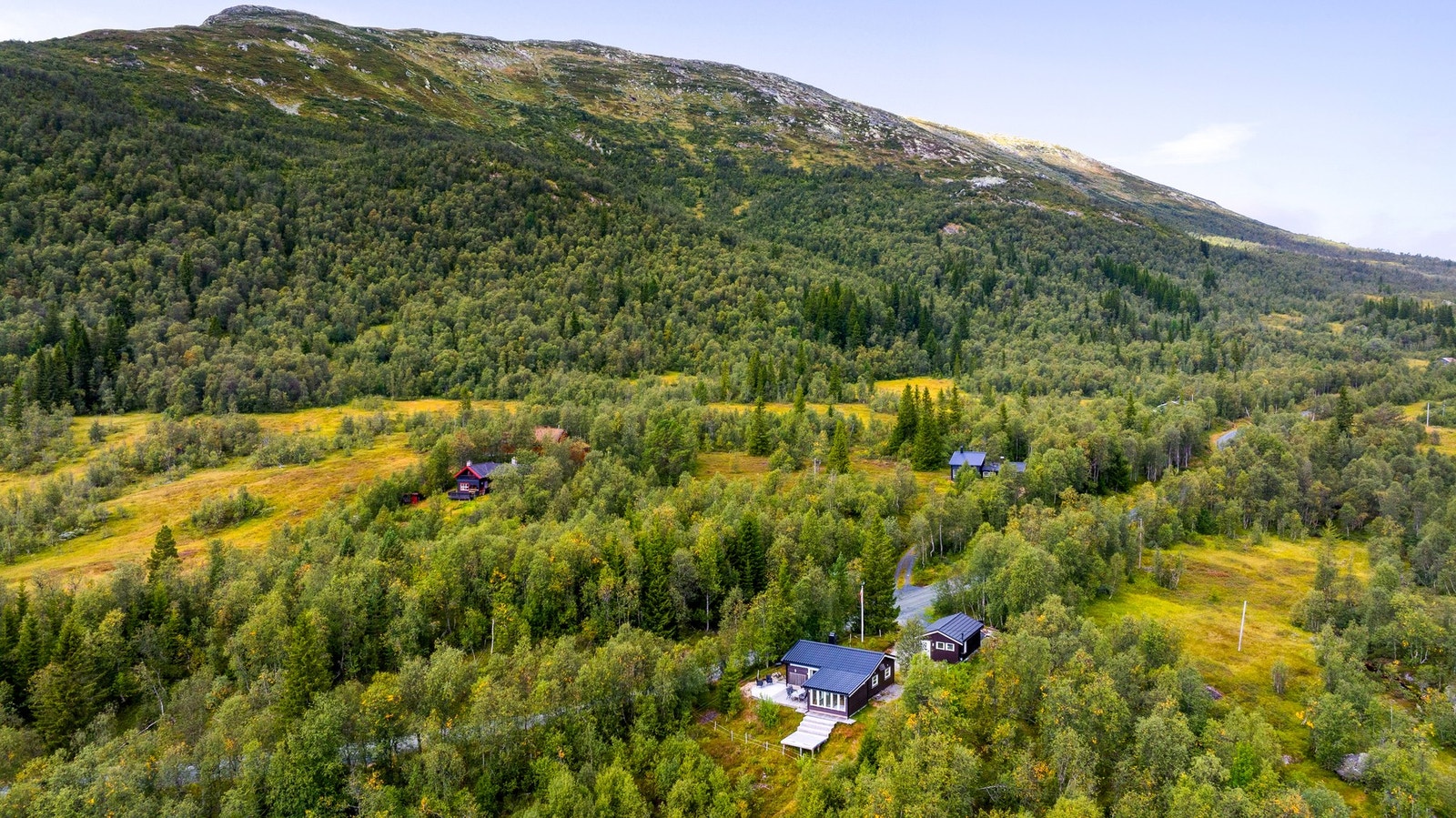 Kort vei til nydelig turområder. I tillegg er det kun 15 minutter til Rauland Skisenter Galleribilde