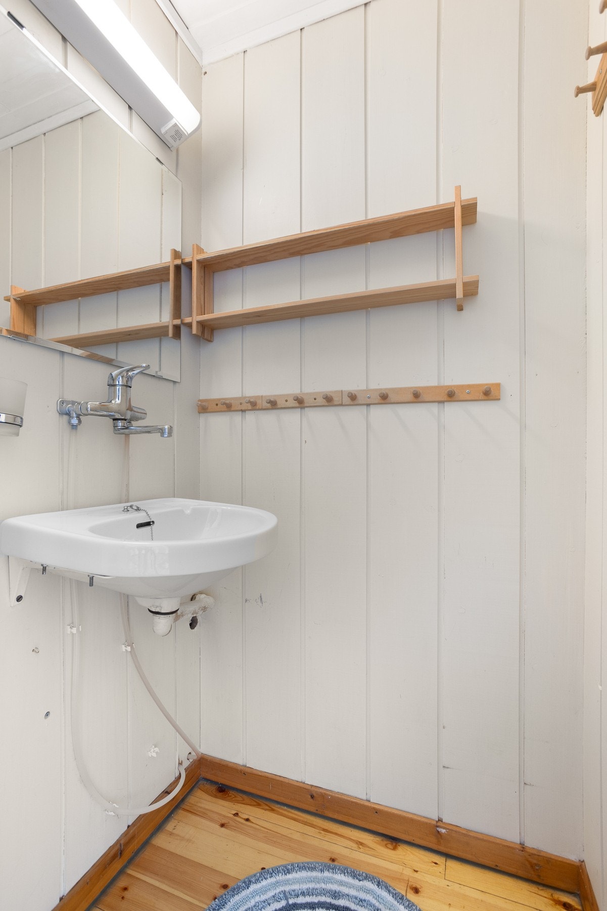 Servant-rom i tilknytning til entré Galleribilde