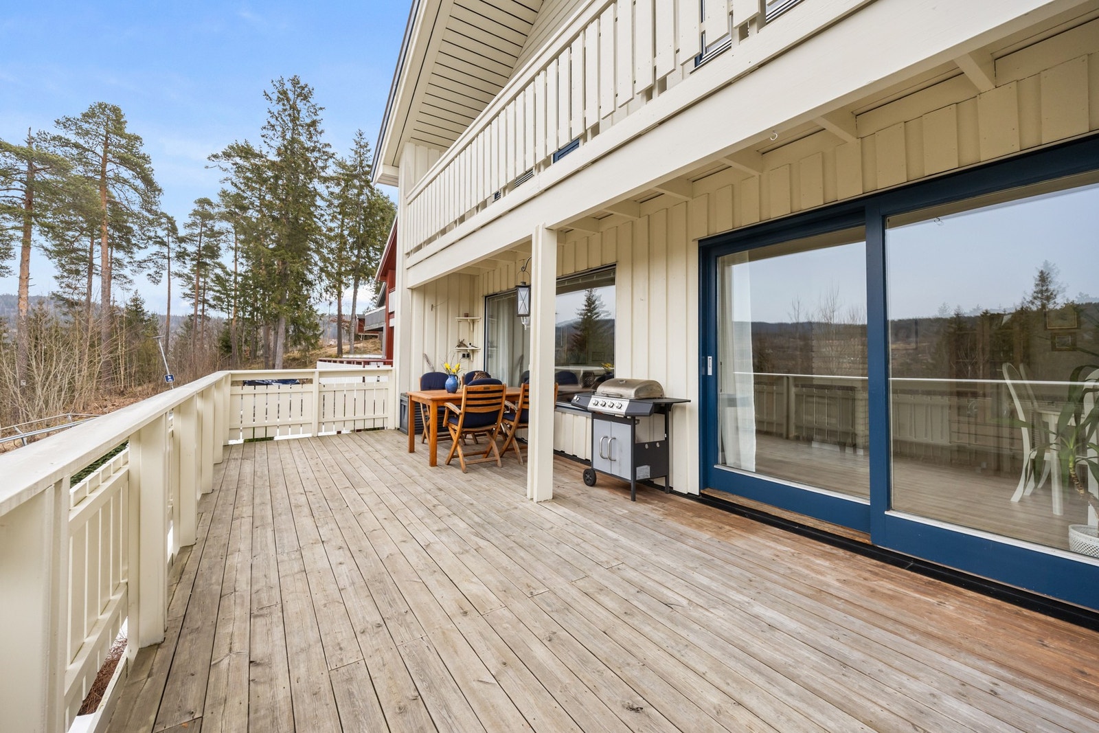 Terrassen er meget romslig Galleribilde