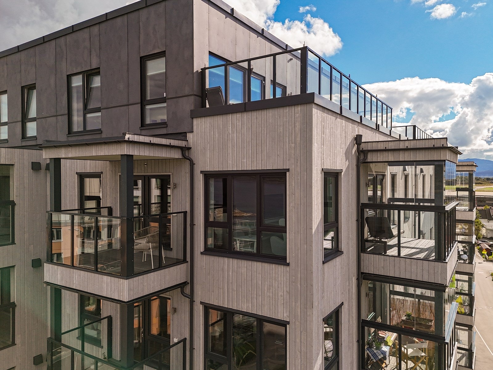 Den aktuelle leiligheten ligger i 5. etasje! Galleribilde