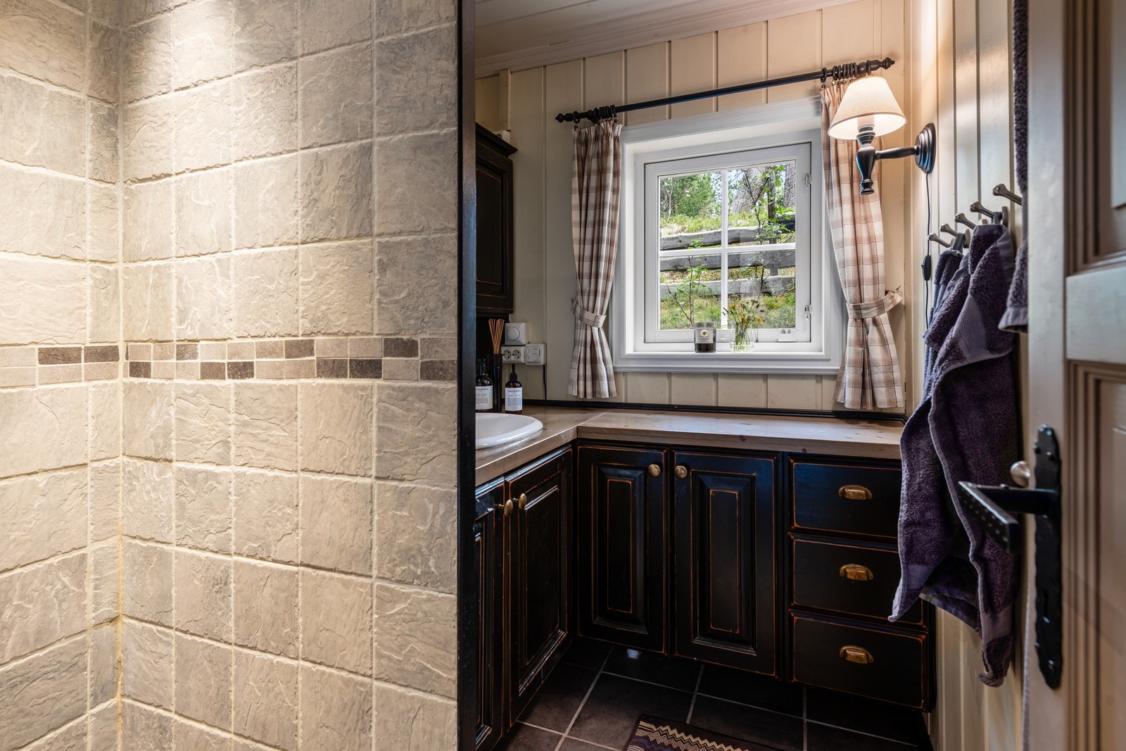 Dusjrom 1. Galleribilde