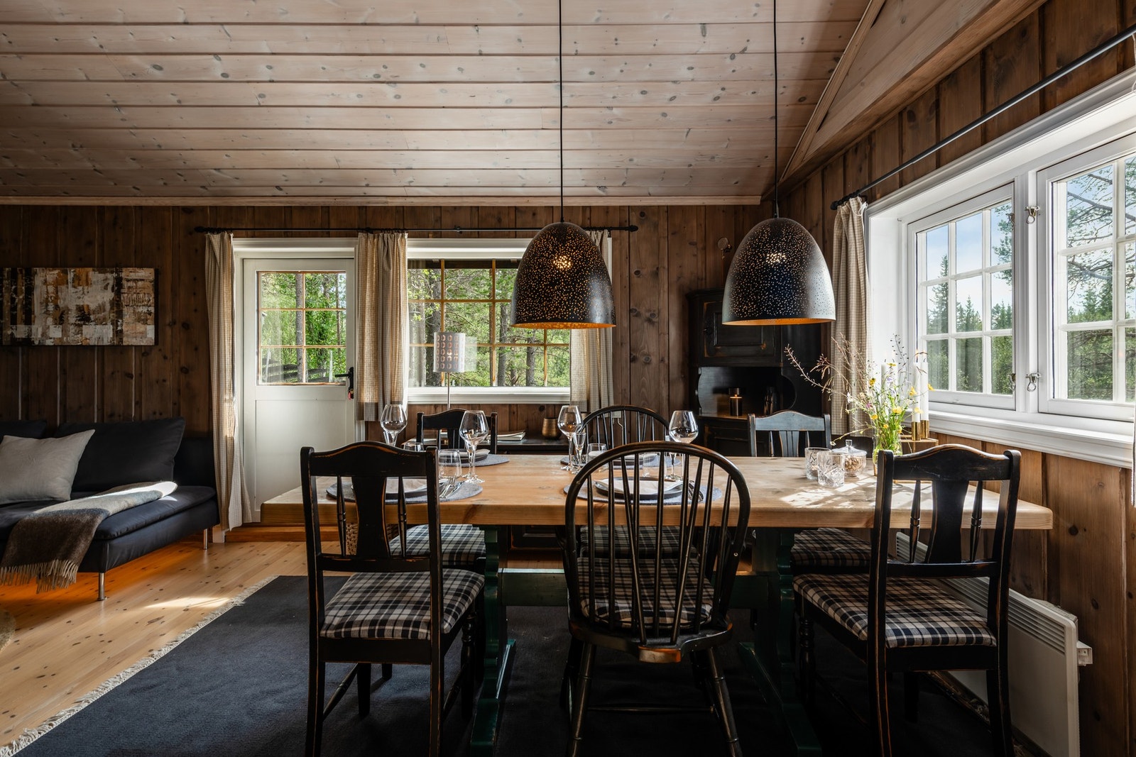 Plass til en spisegruppe. Galleribilde