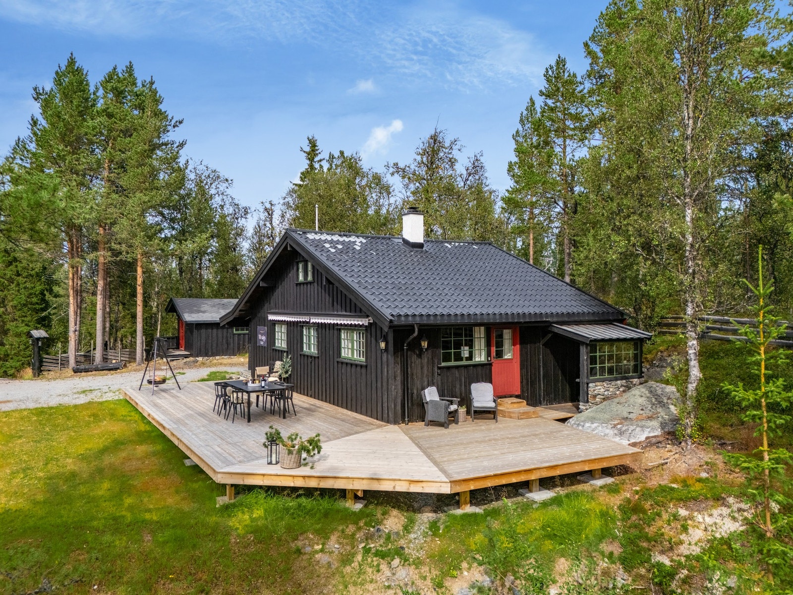 Hytte med anneks. Galleribilde