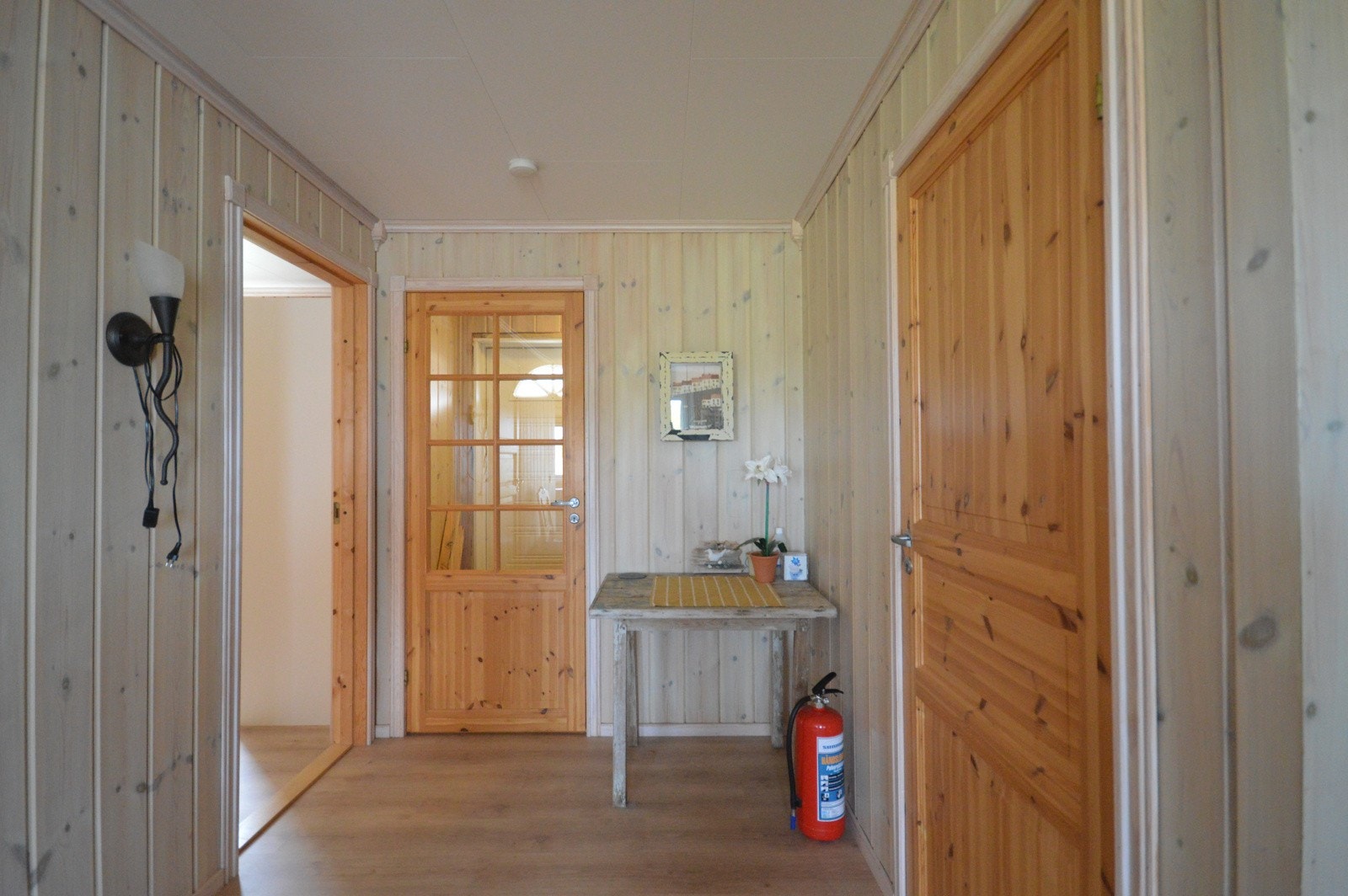 Hall mot entre Galleribilde