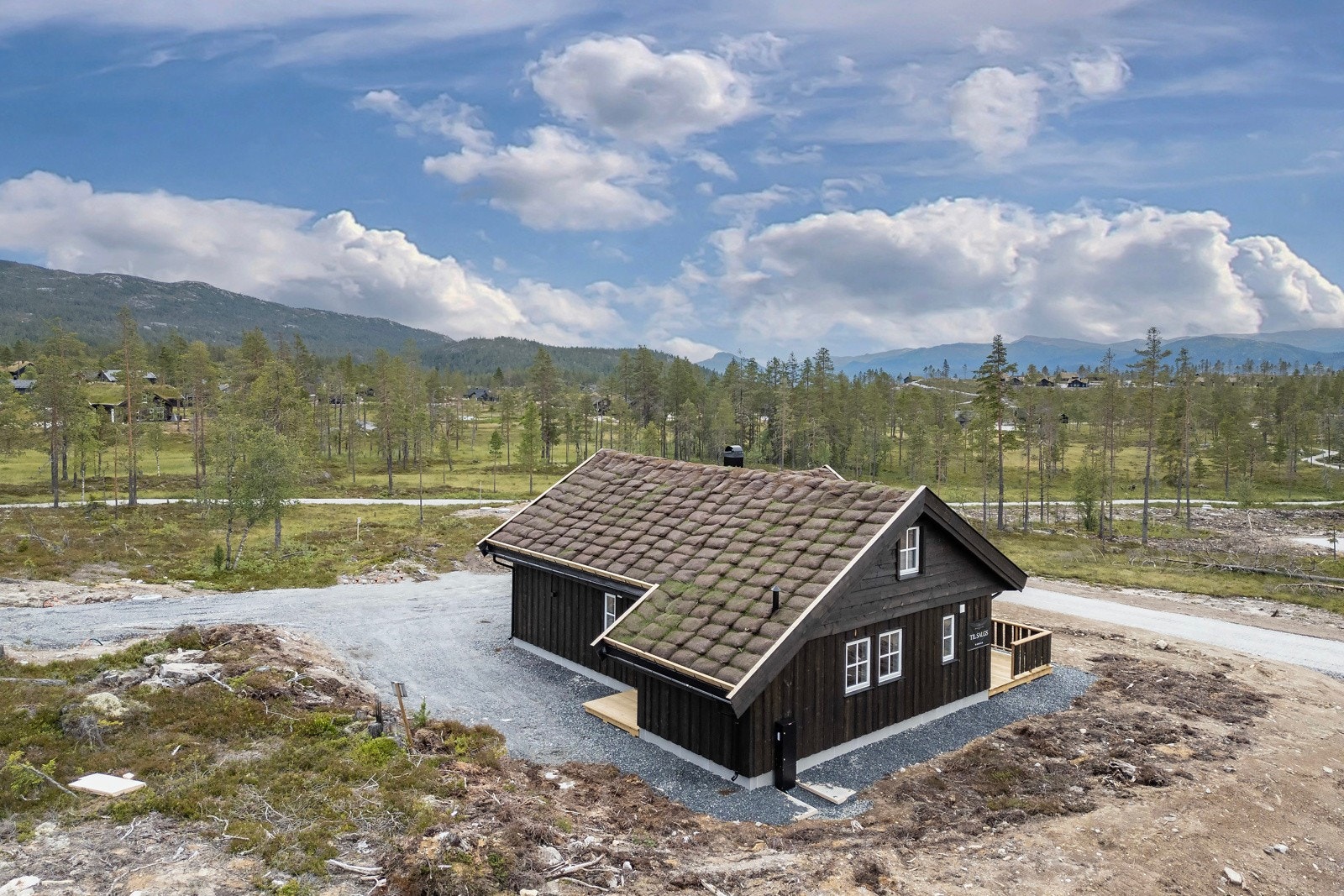 Fritidseiendommen ligger attraktivt til på det nyetablerte og allerede populære Turufjell på Flå - "Eventyret i Hallingdal". Galleribilde