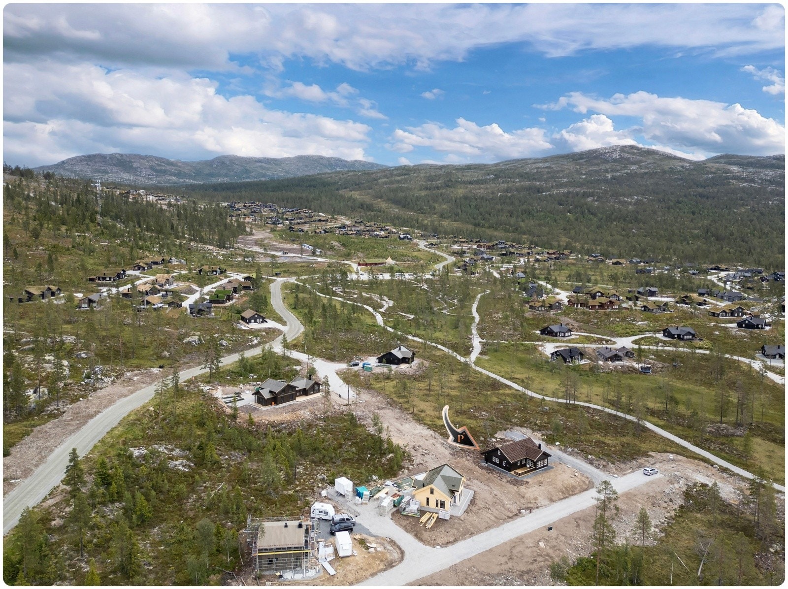 Det bugner av naturskjønne turstier i området, og på sykkel har man masse gøy å velge mellom. Galleribilde