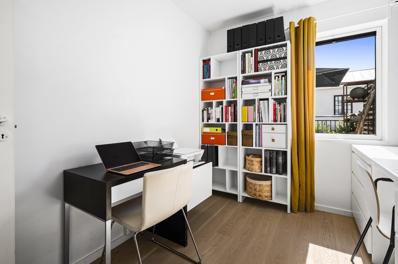 Svært god oppbevaringsplass også her. Galleribilde