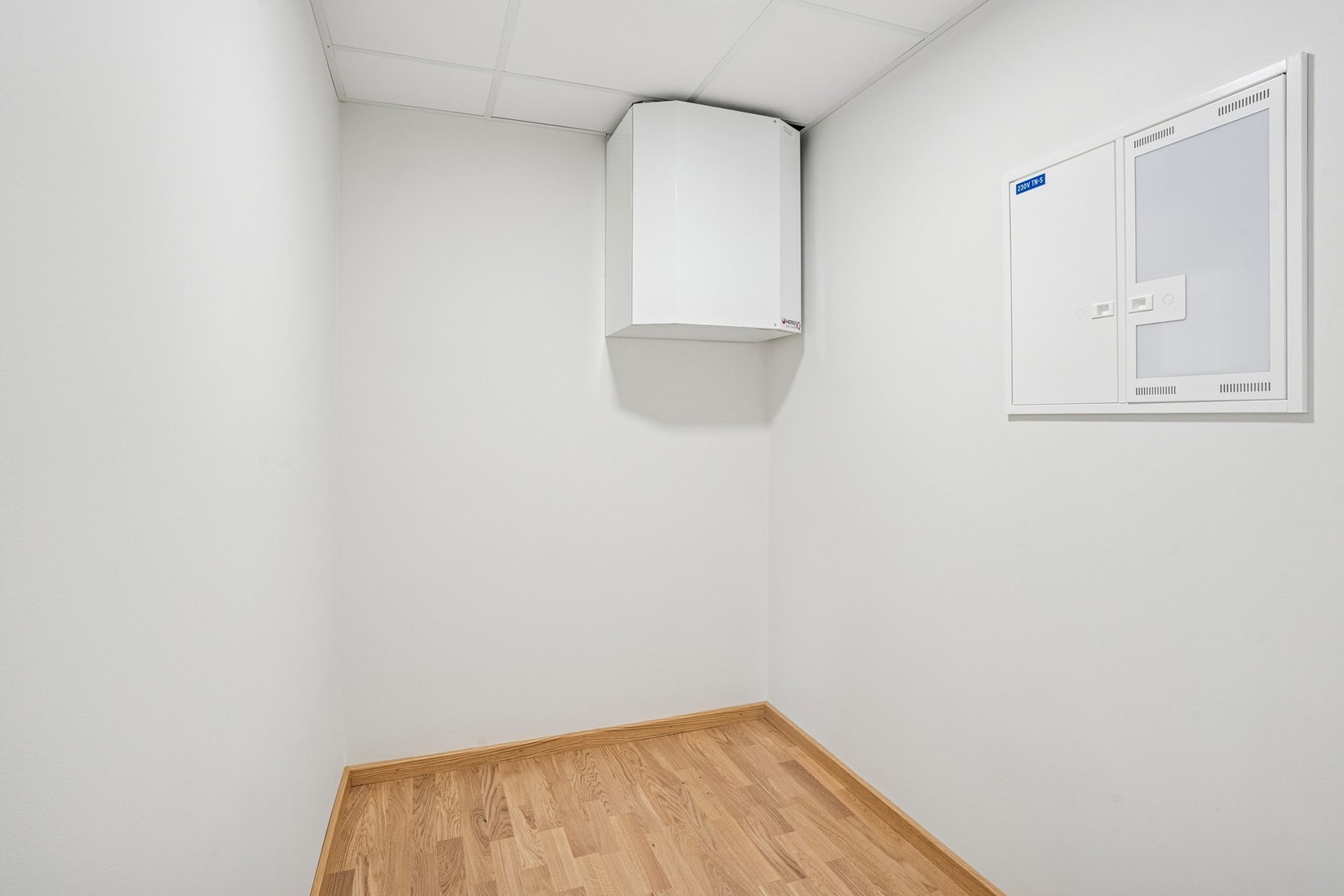 Innvendig bod. Galleribilde