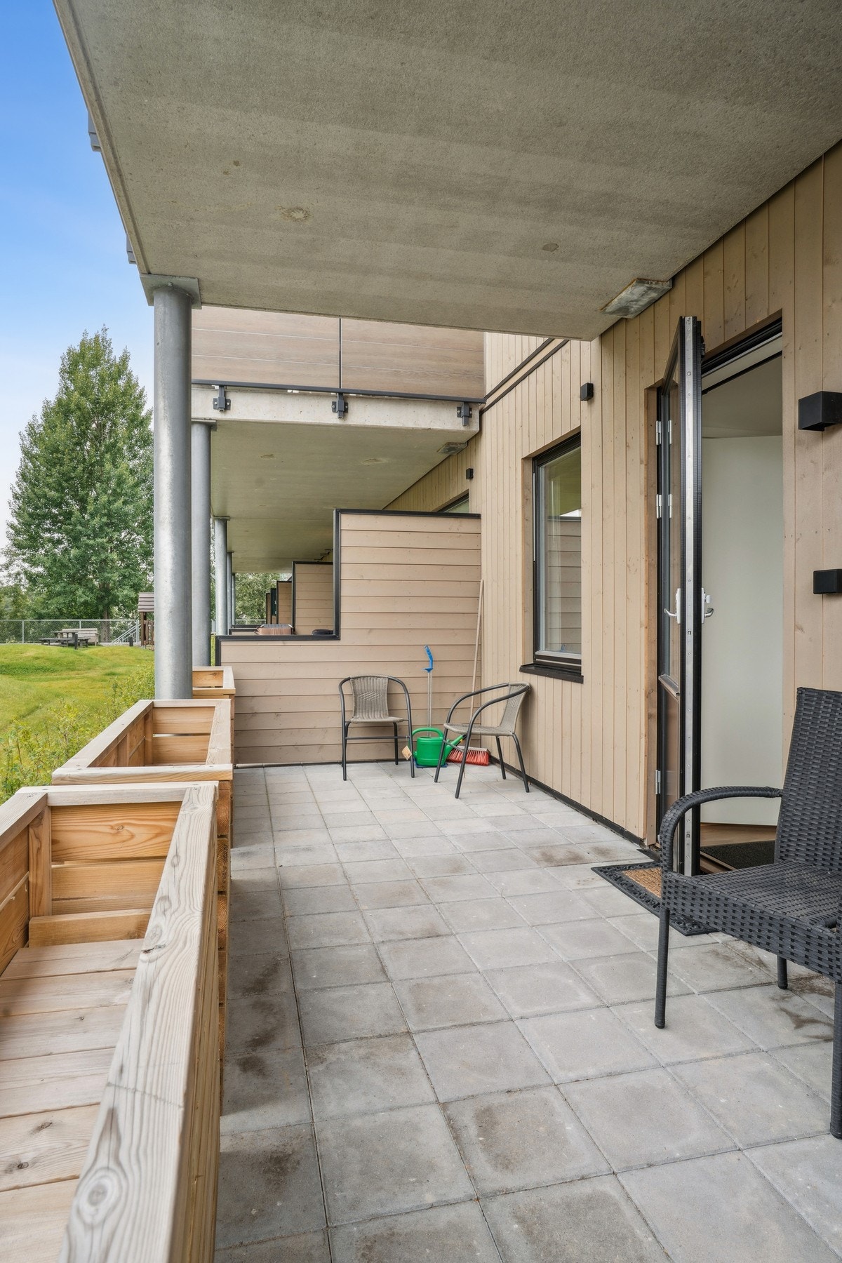 Markterrasse. Galleribilde