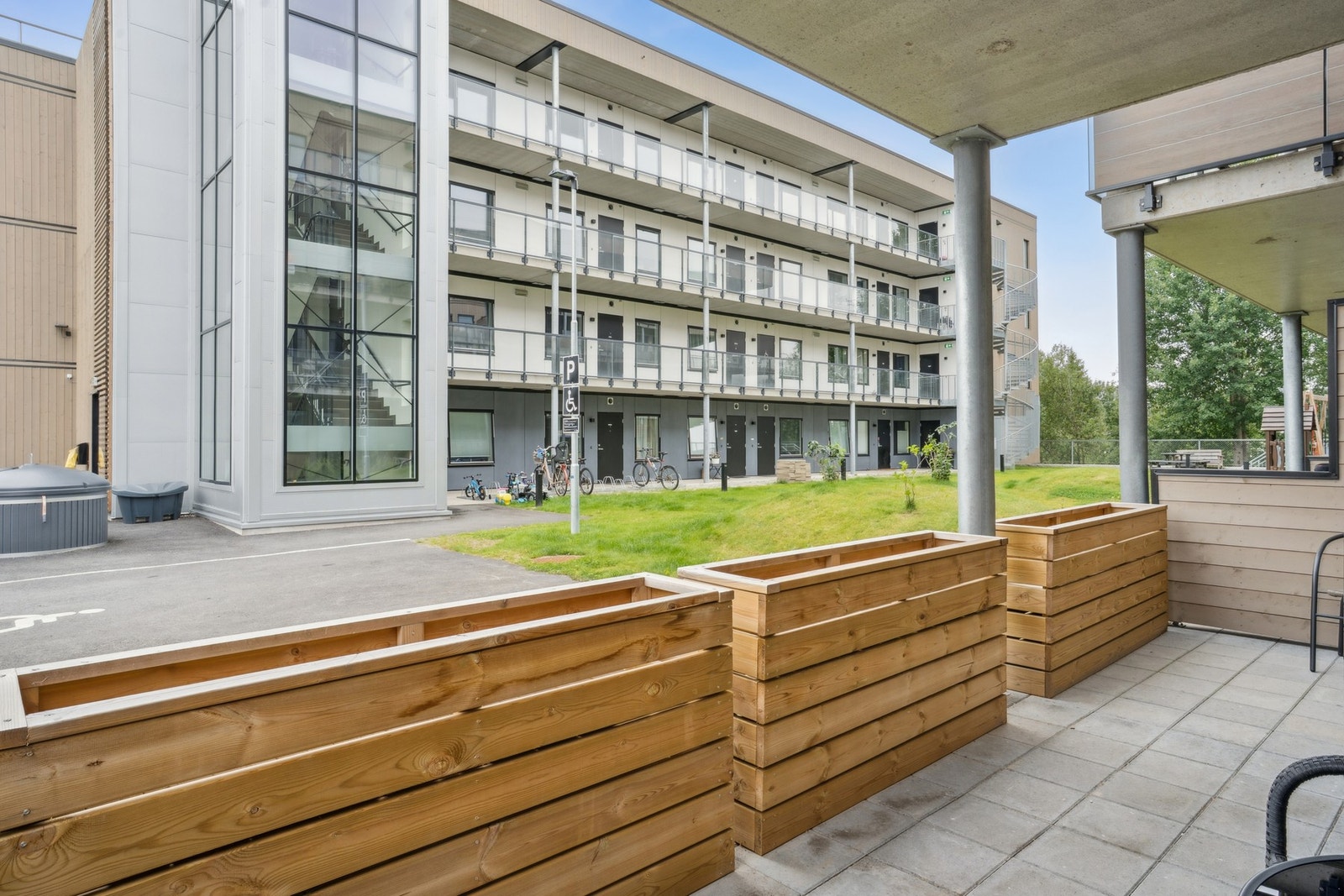 Markterrasse. Galleribilde