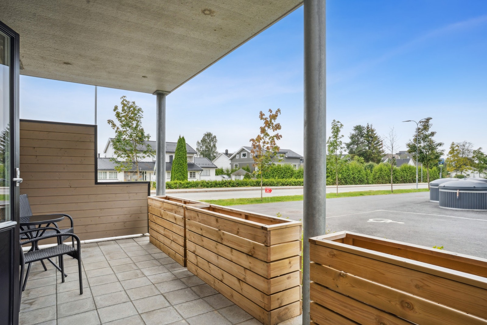 Markterrasse. Galleribilde