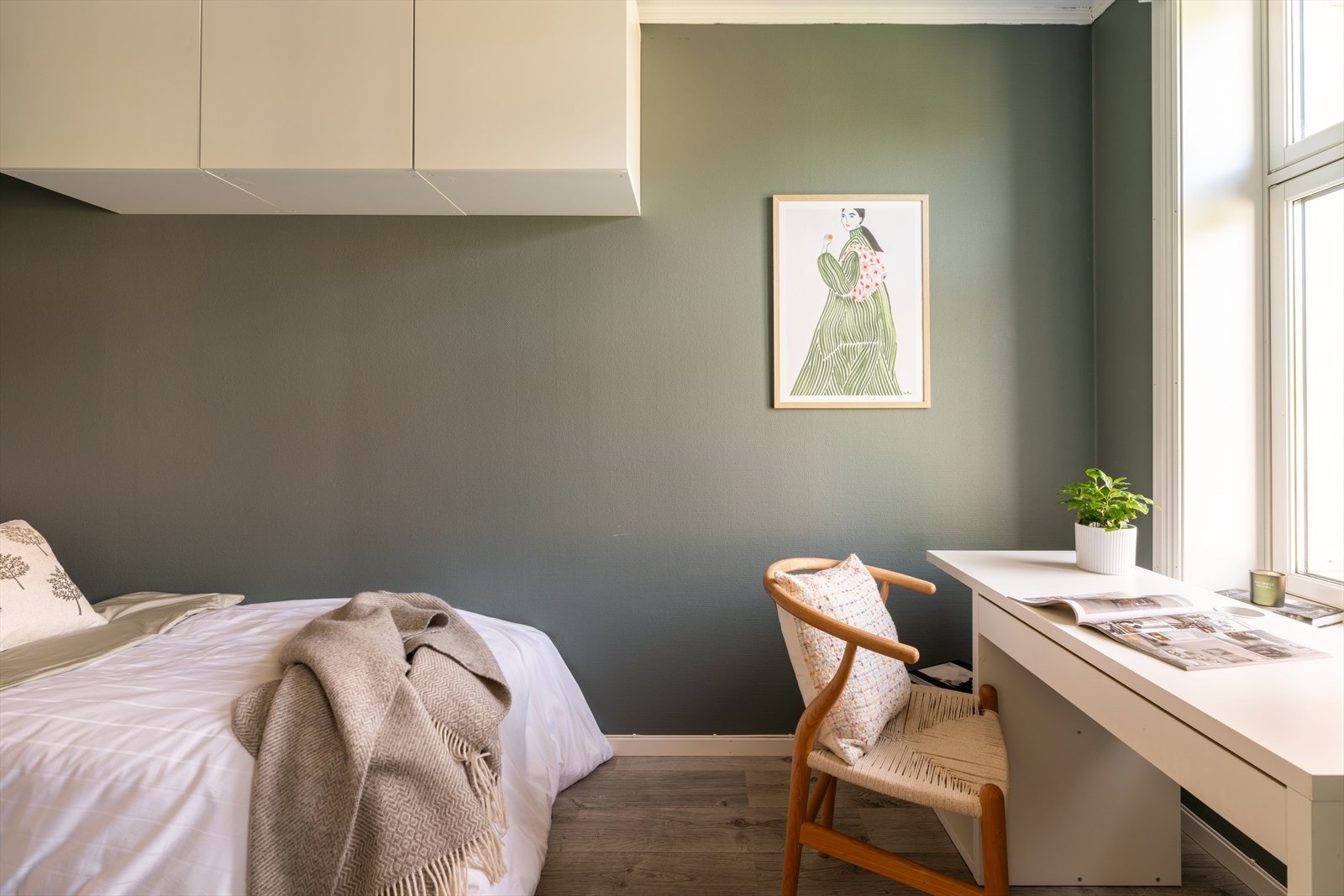 Generøs plass til oppbevaring av klær og eiendeler. Galleribilde