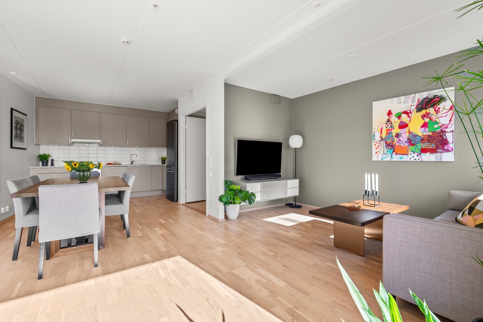 Det kan enkelt etableres et tredje soverom hvis behovet er til stede. Galleribilde