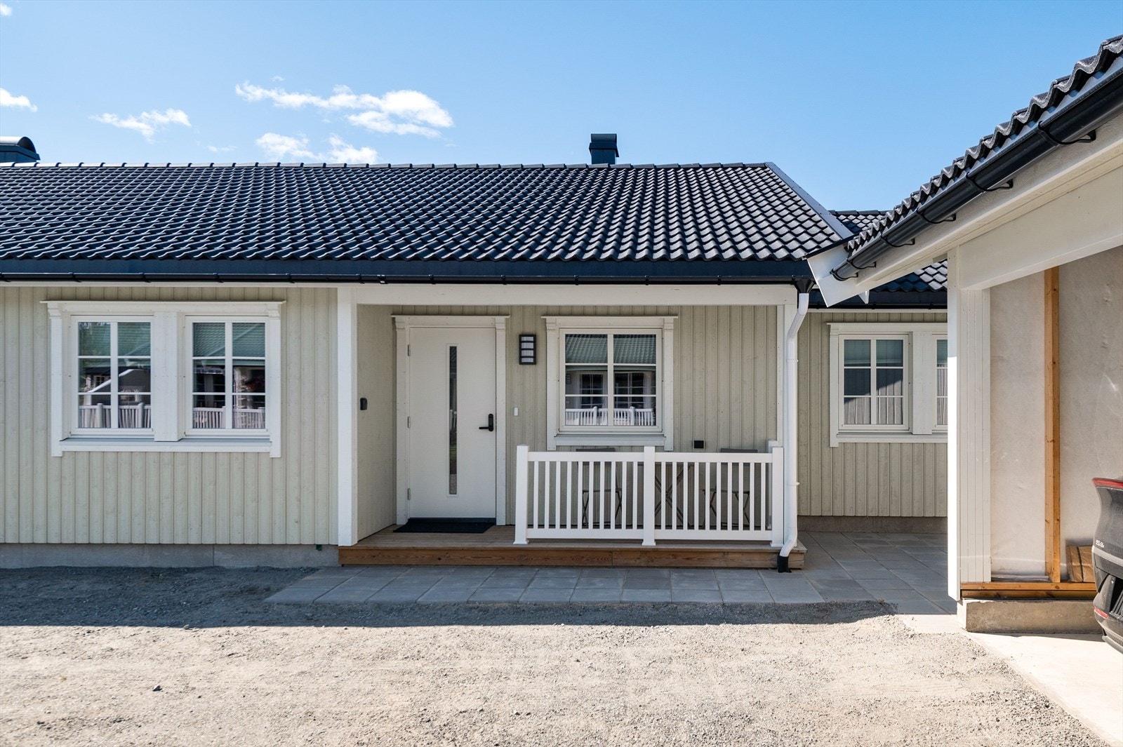 Overbygd inngangsparti. Galleribilde