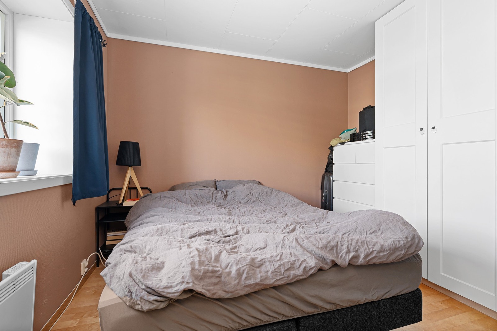 Soverom i innredet hybel. Galleribilde