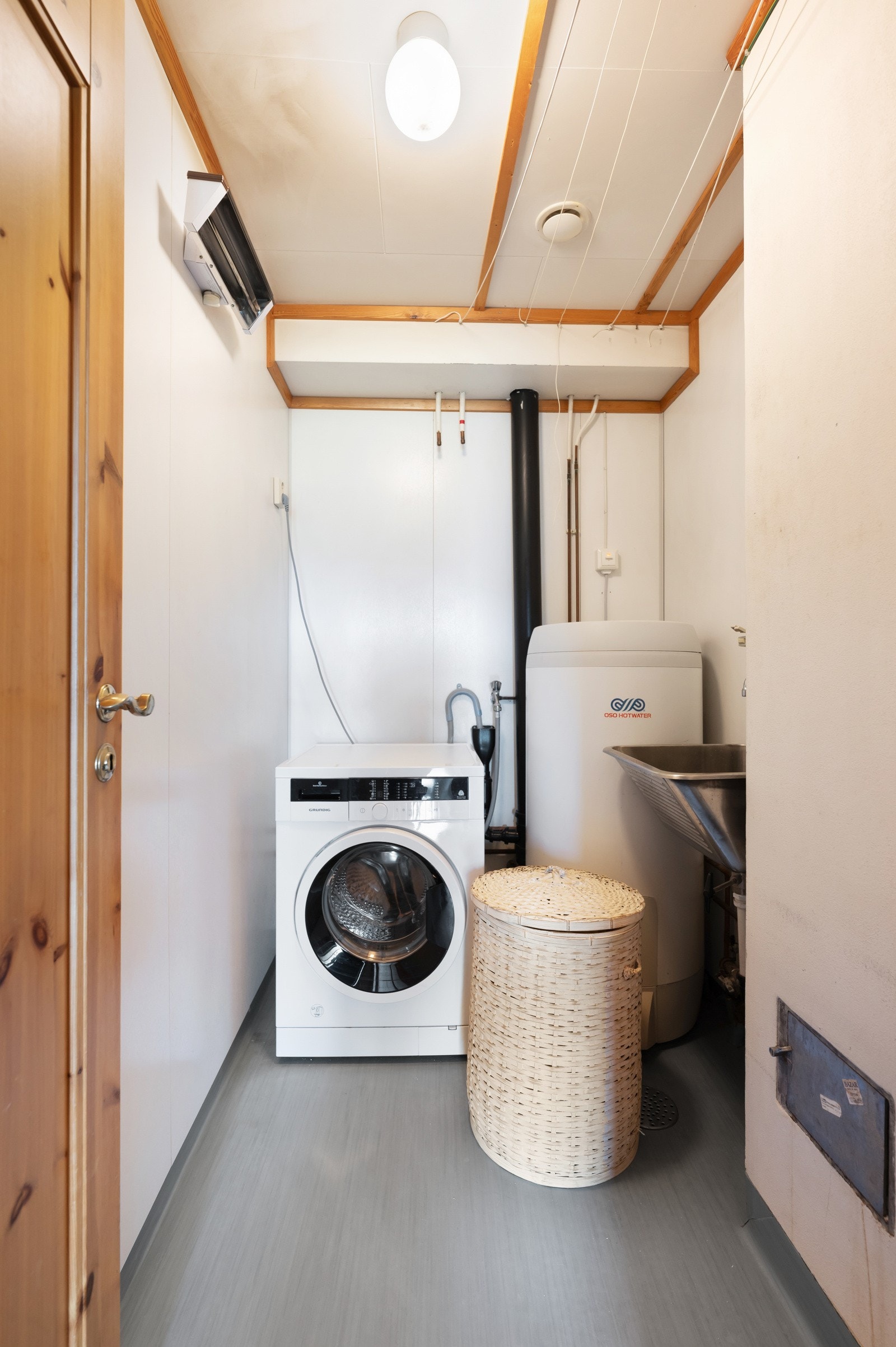 Vaskerom Galleribilde