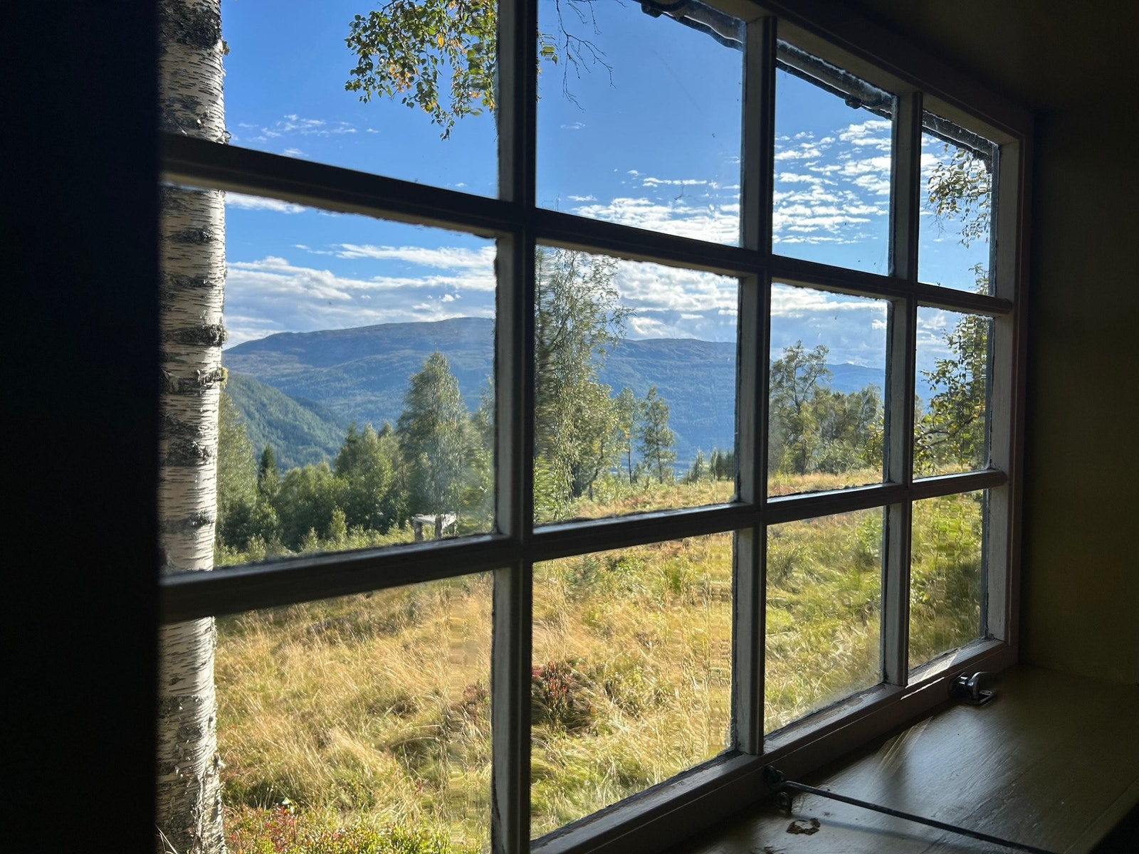 Nyt utsikten fra kjøkkenet. Galleribilde