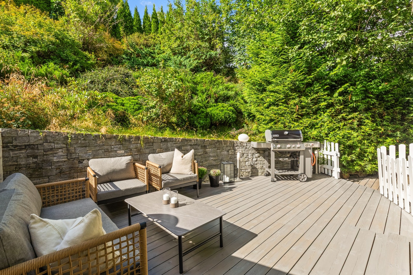 Markterrasse på 26m² med masse sol og grøntarealer rundt om Galleribilde