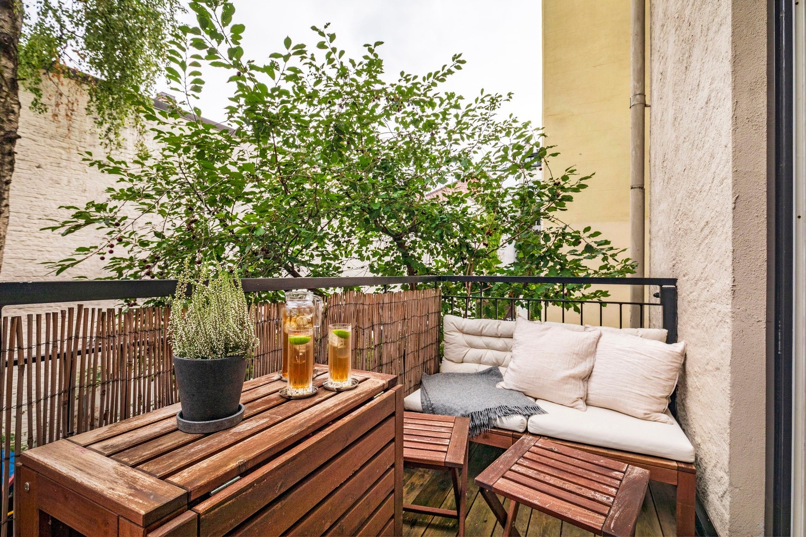 Klassisk leilighet i sjarmerende bygård på Tøyen. Galleribilde