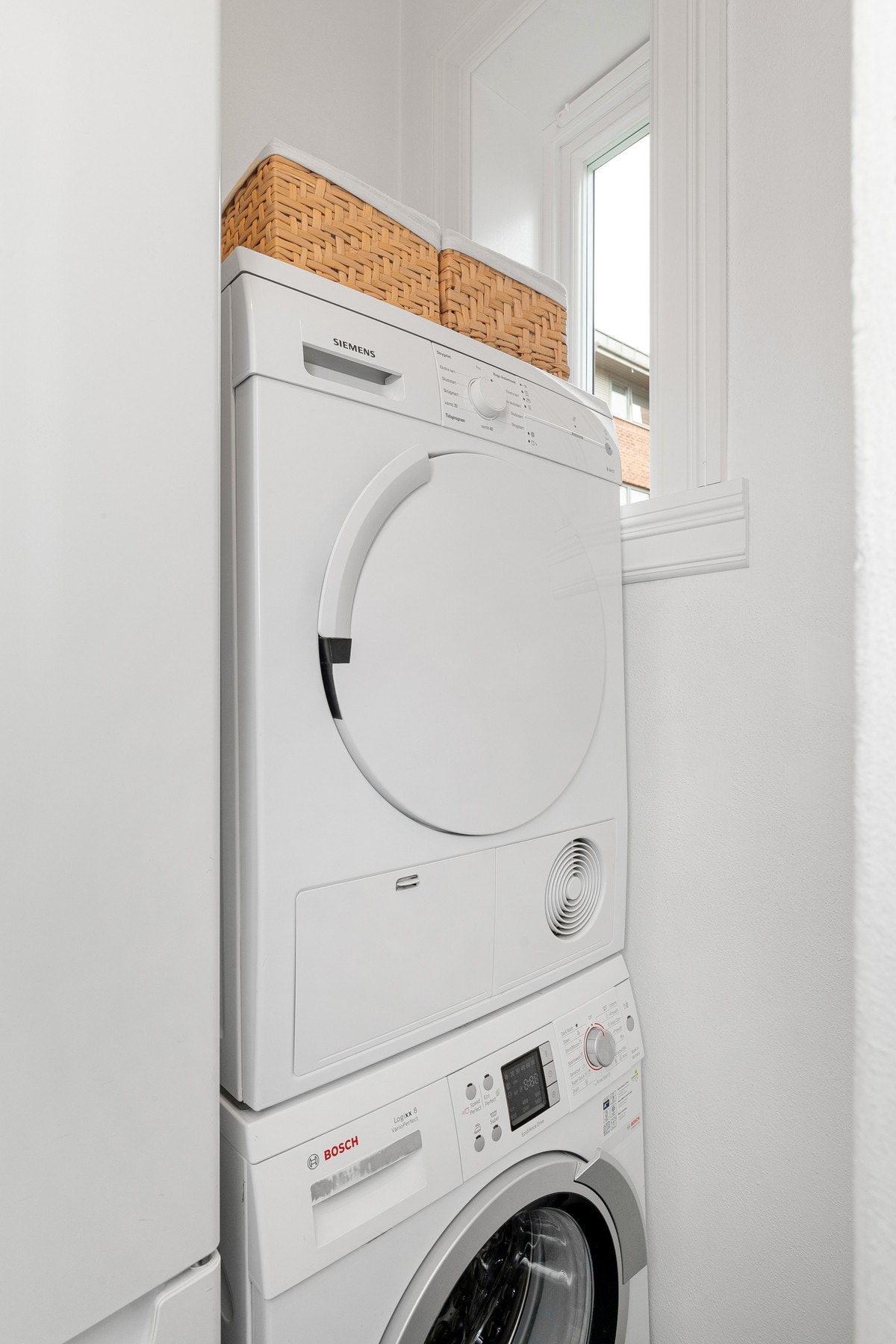 Vaskemaskin og tørketrommel medfølger. Galleribilde