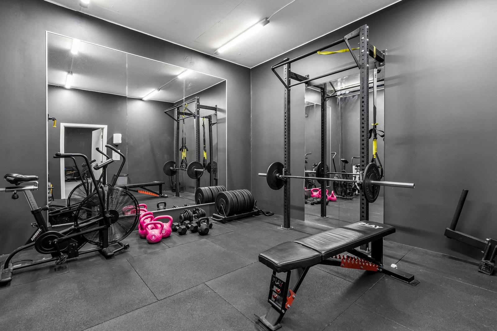 Som beboer har du også tilgang til felles fasiliteter som treningsrom, sykkelbod, vognparkering og drivhus. Galleribilde