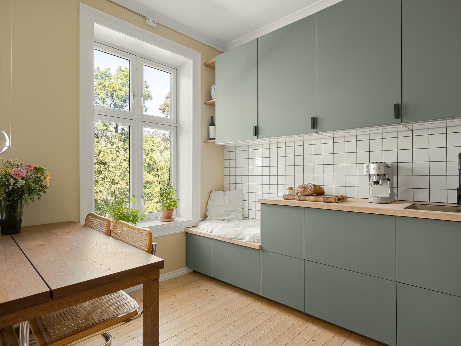 Her kan du titte rett ut mot Botanisk hage, en av Oslos mest populære parker. Galleribilde