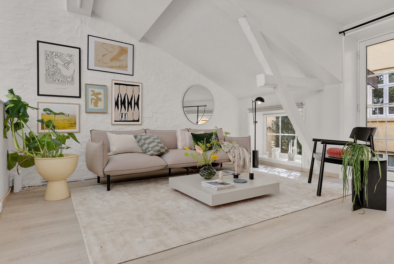 Lysforholdene er svært gode og takhøyden formidabel. Galleribilde